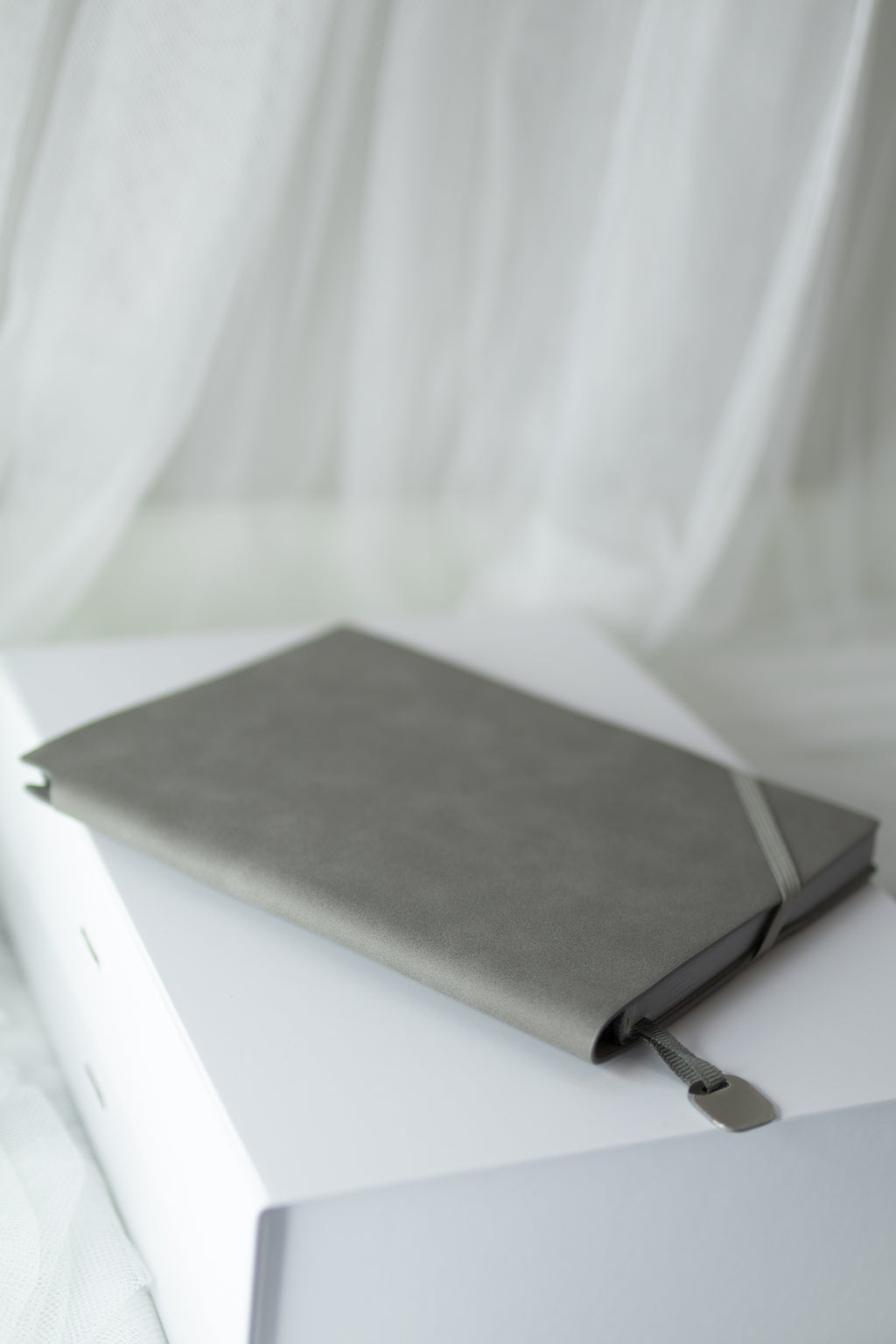 🩶 Pause Box – Slow Moments (Gray)
