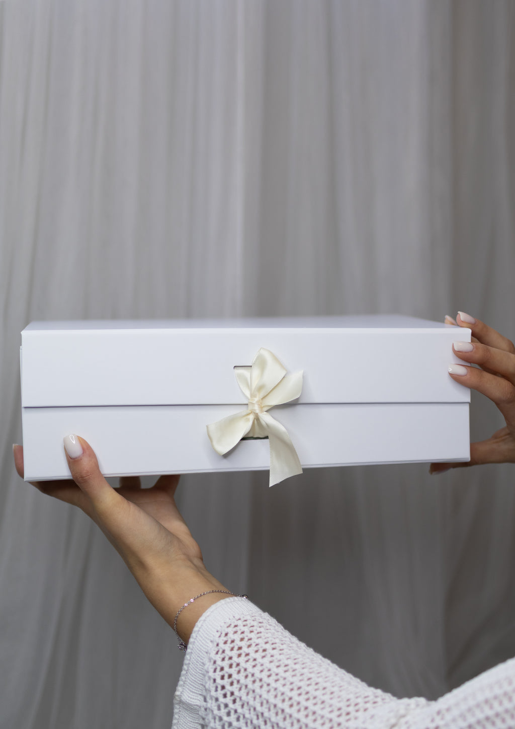 🤍 Pause Box – Slow Moments( (White)